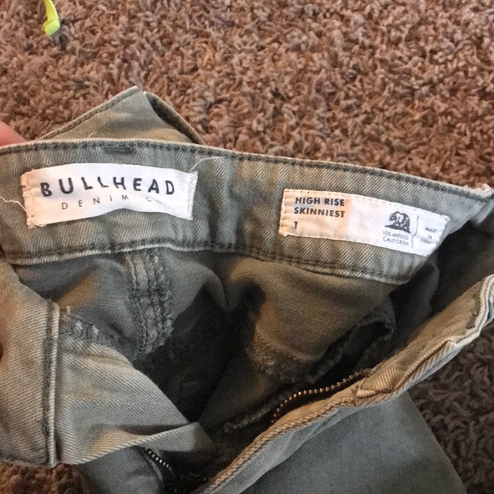 Pants - Picture 2 of 3